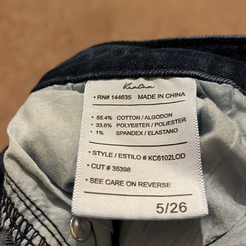 KanCan dark blue denim bell bottom denim jeans. Size 5 - Picture 7 of 7